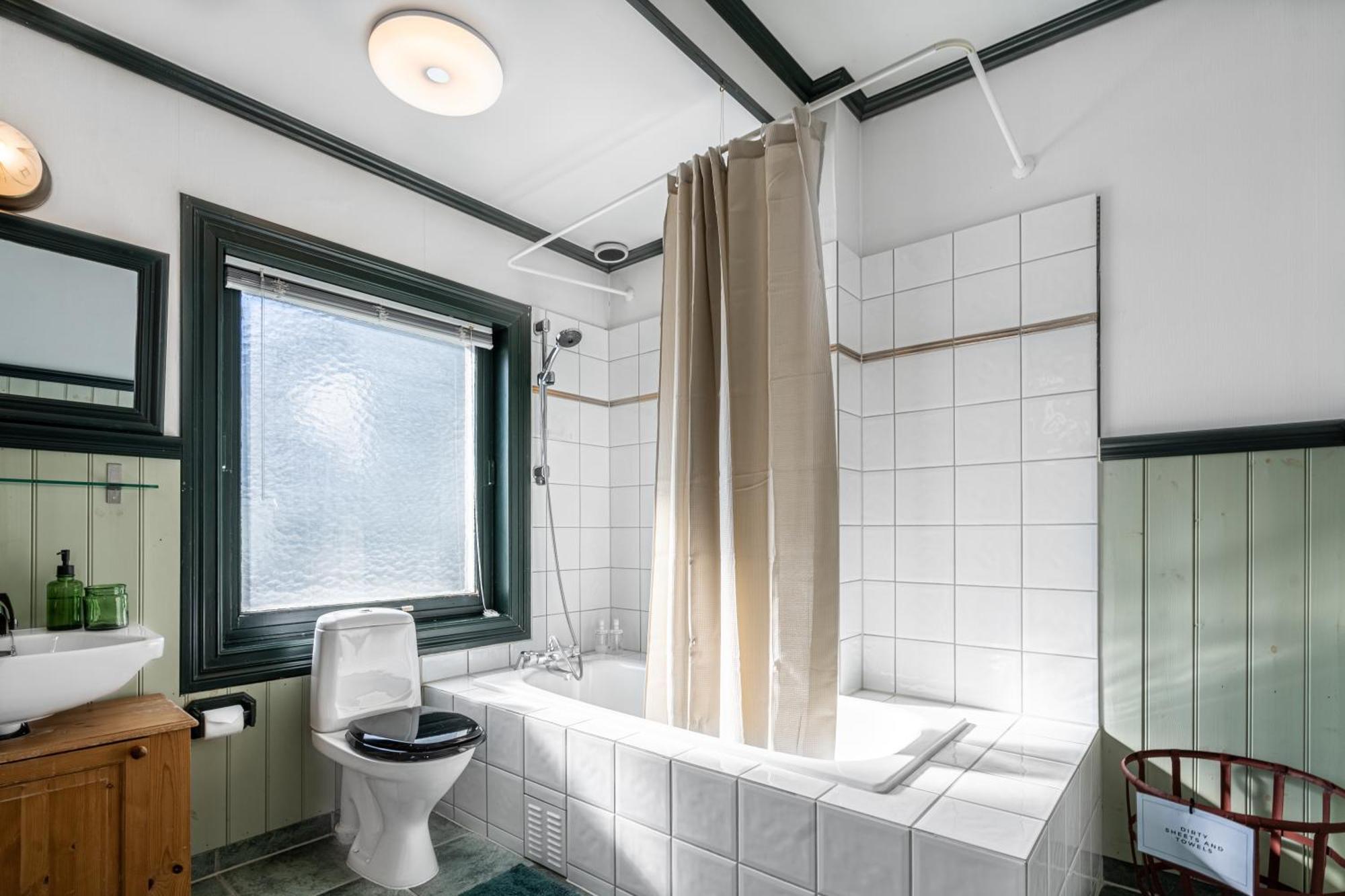 Sunny Apartment In Alesund City Екстериор снимка